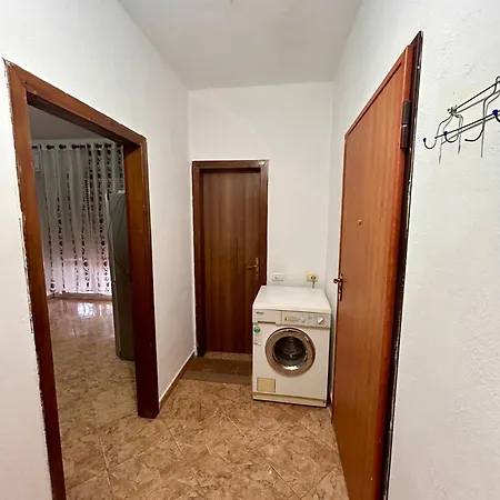 Seaside Escape * Golem (Tirana)